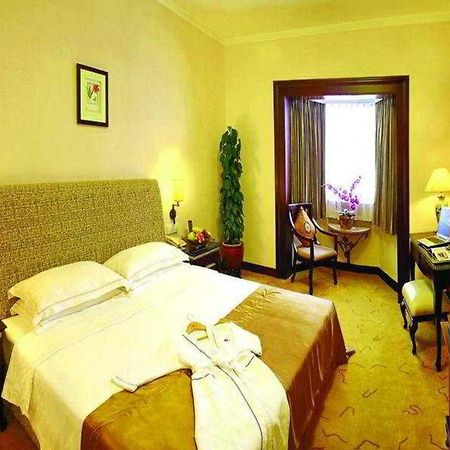 Ramada Hotel Сямън Стая снимка