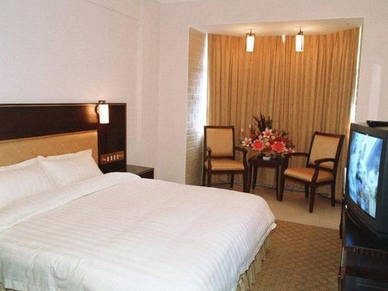 Ramada Hotel Сямън Екстериор снимка